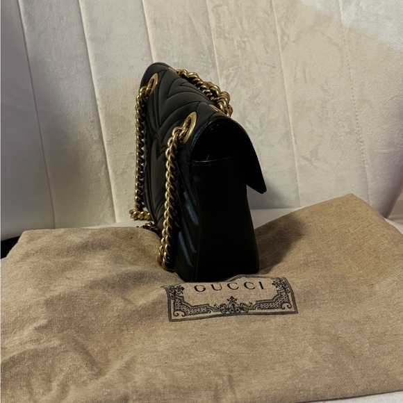 Gucci GG Marmont Small Shoulder Bag - Picture 6 of 13